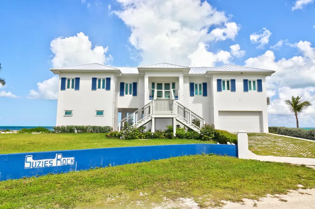 Suzies Rock Abaco BS