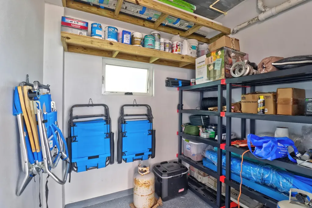 Suzies Rock Abaco BS