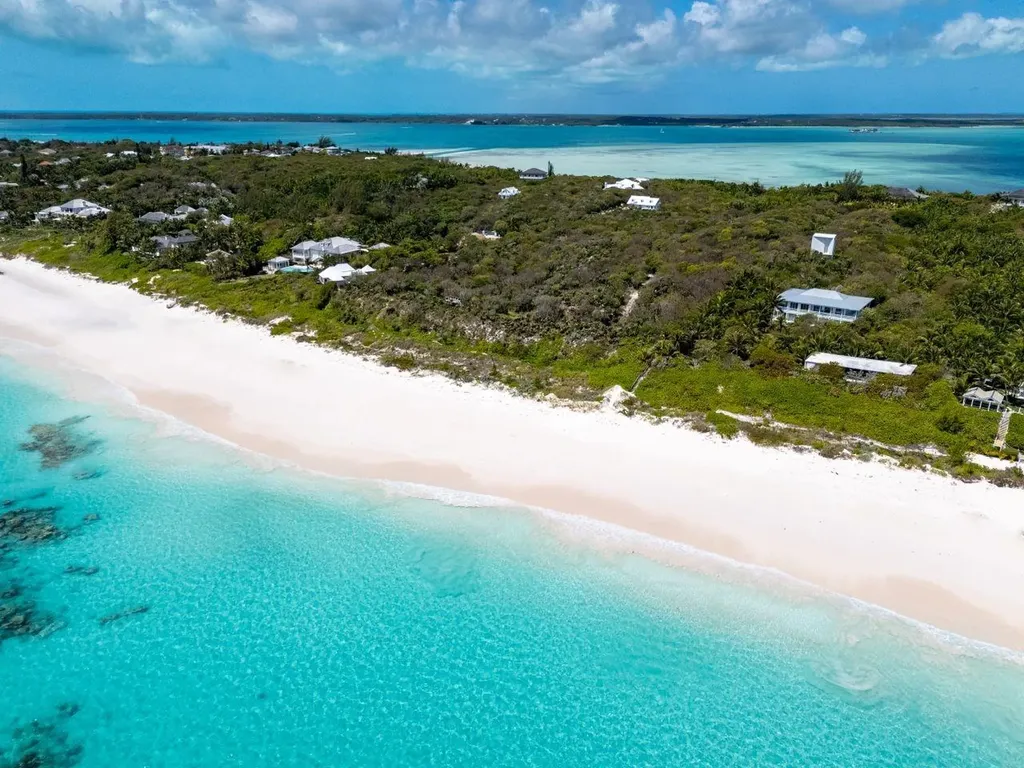 Nesbitt Street Eleuthera BS