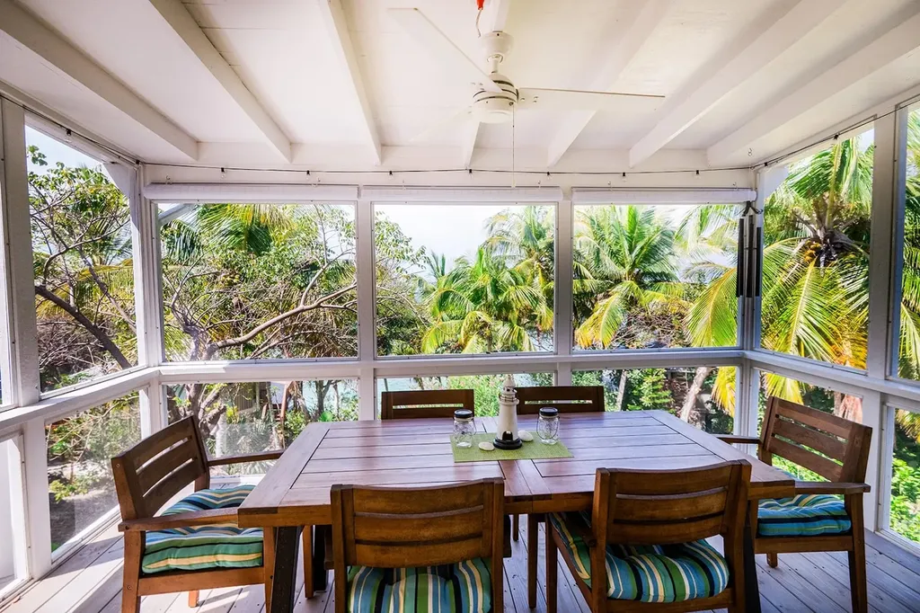 Hummingbird Treehouse Abaco BS