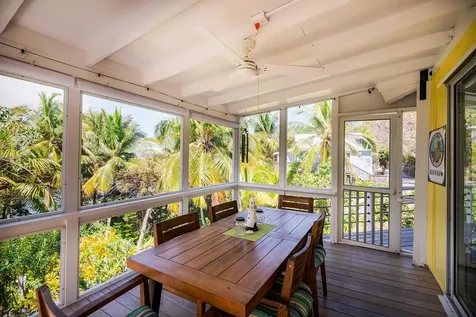 Hummingbird Treehouse Abaco BS