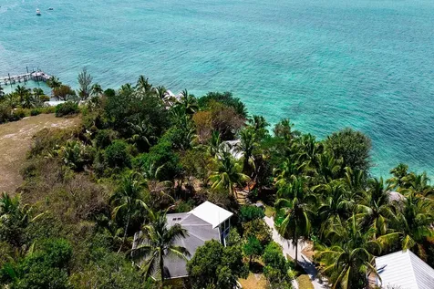 Hummingbird Treehouse Abaco BS