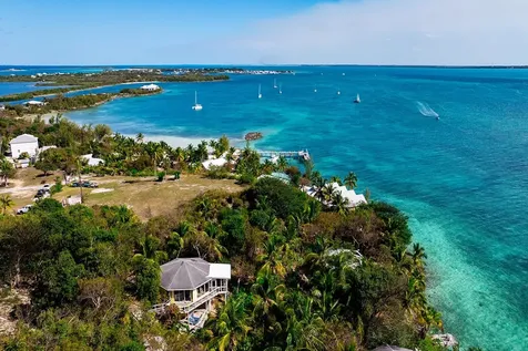 Hummingbird Treehouse Abaco BS