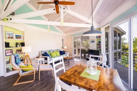 Hummingbird Treehouse Abaco BS