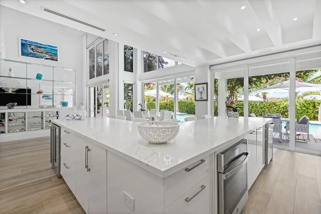 Island Drive New Providence Paradise Island BS