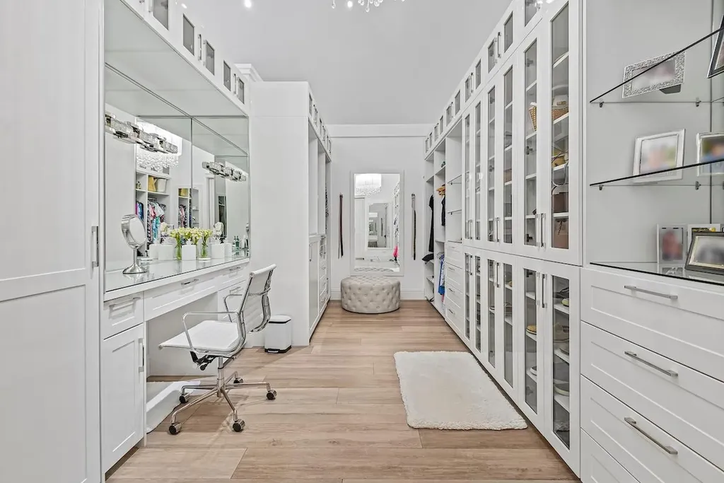 Island Drive New Providence Paradise Island BS