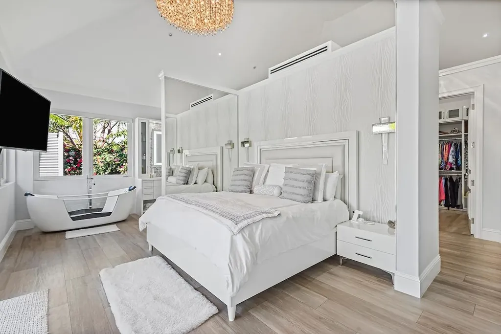 Island Drive New Providence Paradise Island BS