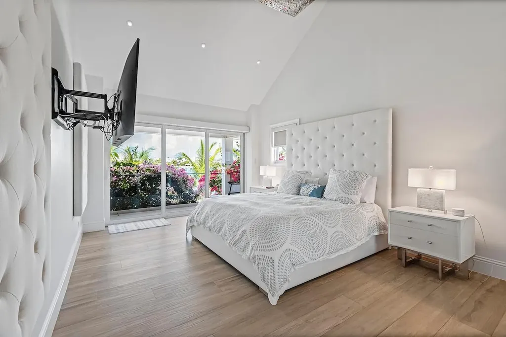 Island Drive New Providence Paradise Island BS