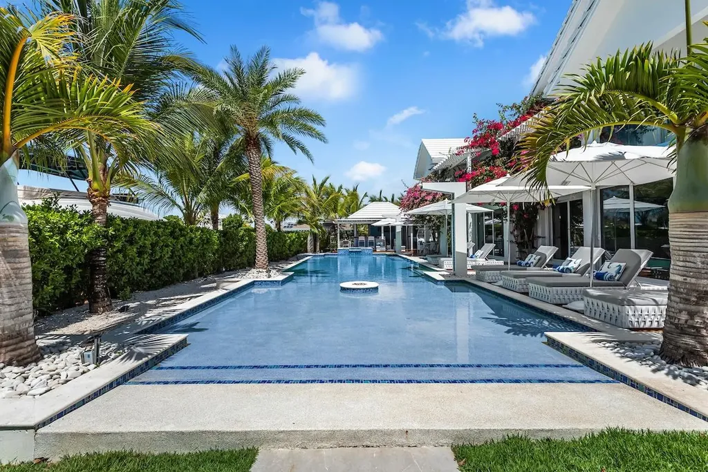 Island Drive New Providence Paradise Island BS