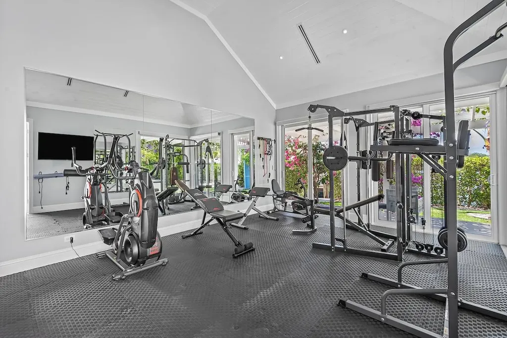 Island Drive New Providence Paradise Island BS