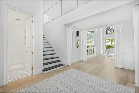 Island Drive New Providence Paradise Island BS