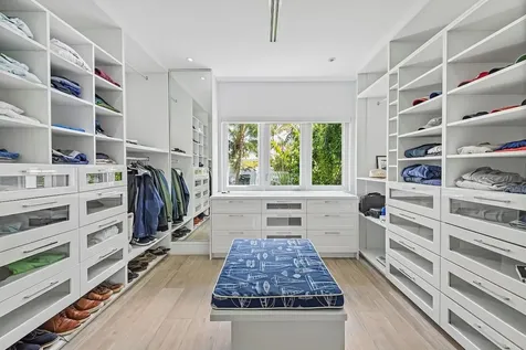 Island Drive New Providence Paradise Island BS