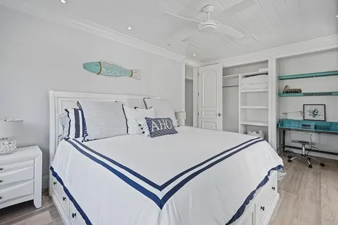 Island Drive New Providence Paradise Island BS