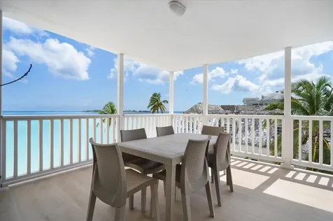 Conchrest New Providence Paradise Island BS