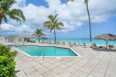 Conchrest New Providence Paradise Island BS