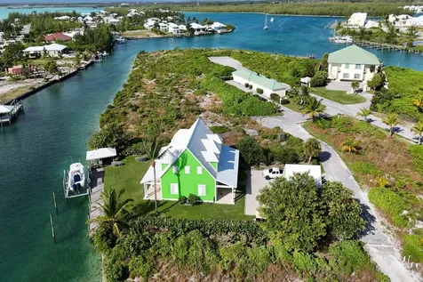 Green Gecko, Tcb Abaco BS