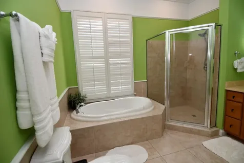 Green Gecko, Tcb Abaco BS