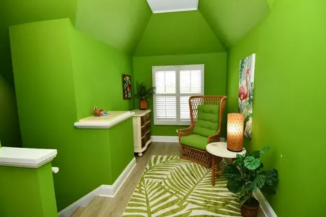 Green Gecko, Tcb Abaco BS