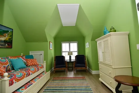 Green Gecko, Tcb Abaco BS