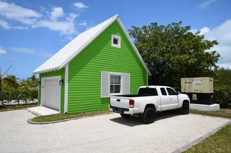 Green Gecko, Tcb Abaco BS
