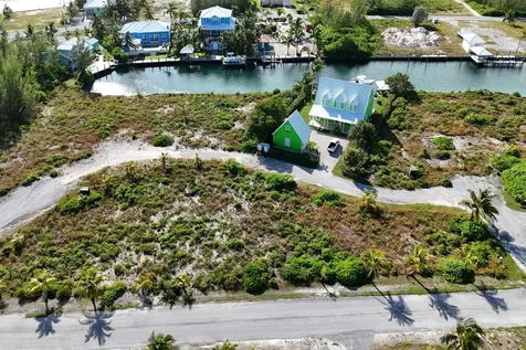 Green Gecko, Tcb Abaco BS