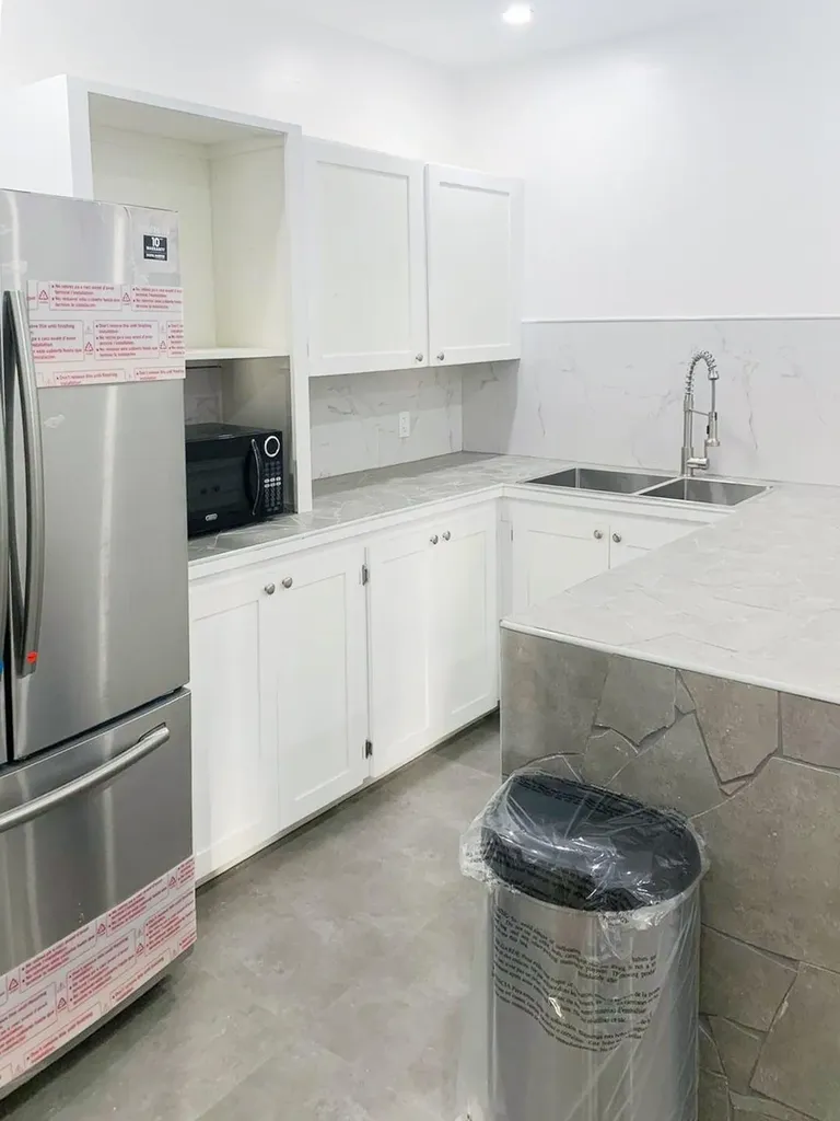 Robinson Road New Providence Paradise Island BS