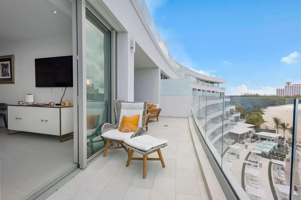 Goldwynn New Providence Paradise Island BS