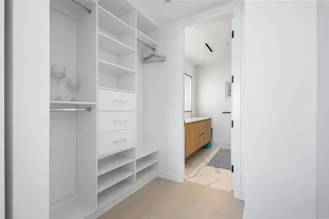 Goldwynn New Providence Paradise Island BS