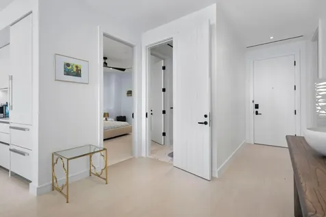 Goldwynn New Providence Paradise Island BS