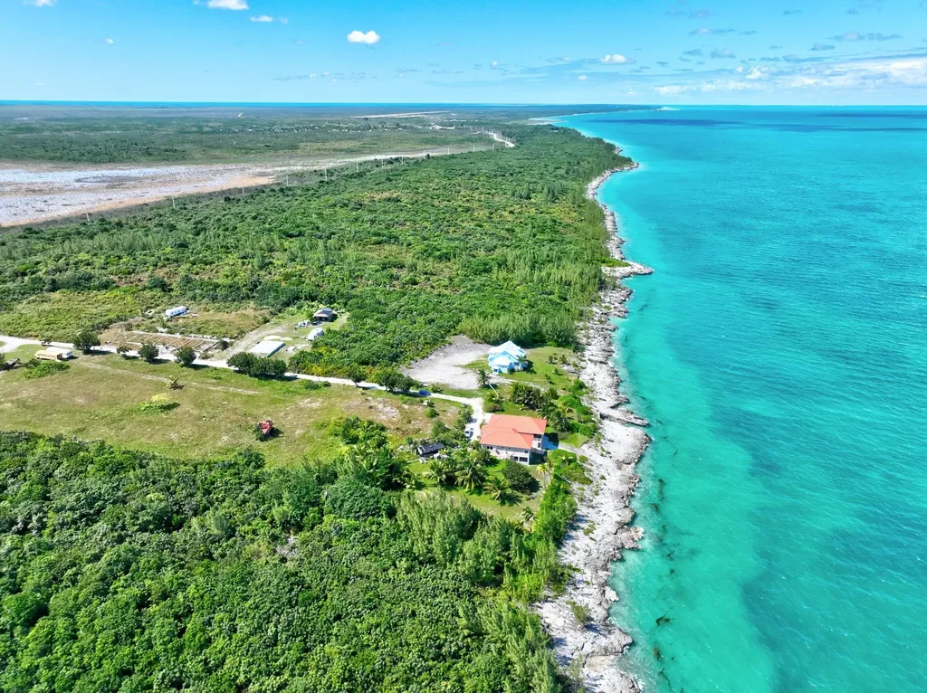 Betty Rockwell Drive Blue Bliss Abaco BS