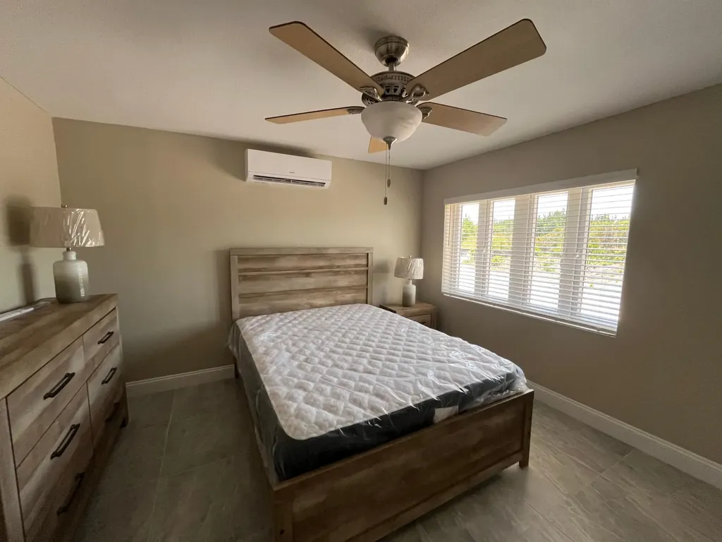 Betty Rockwell Drive Blue Bliss Abaco BS