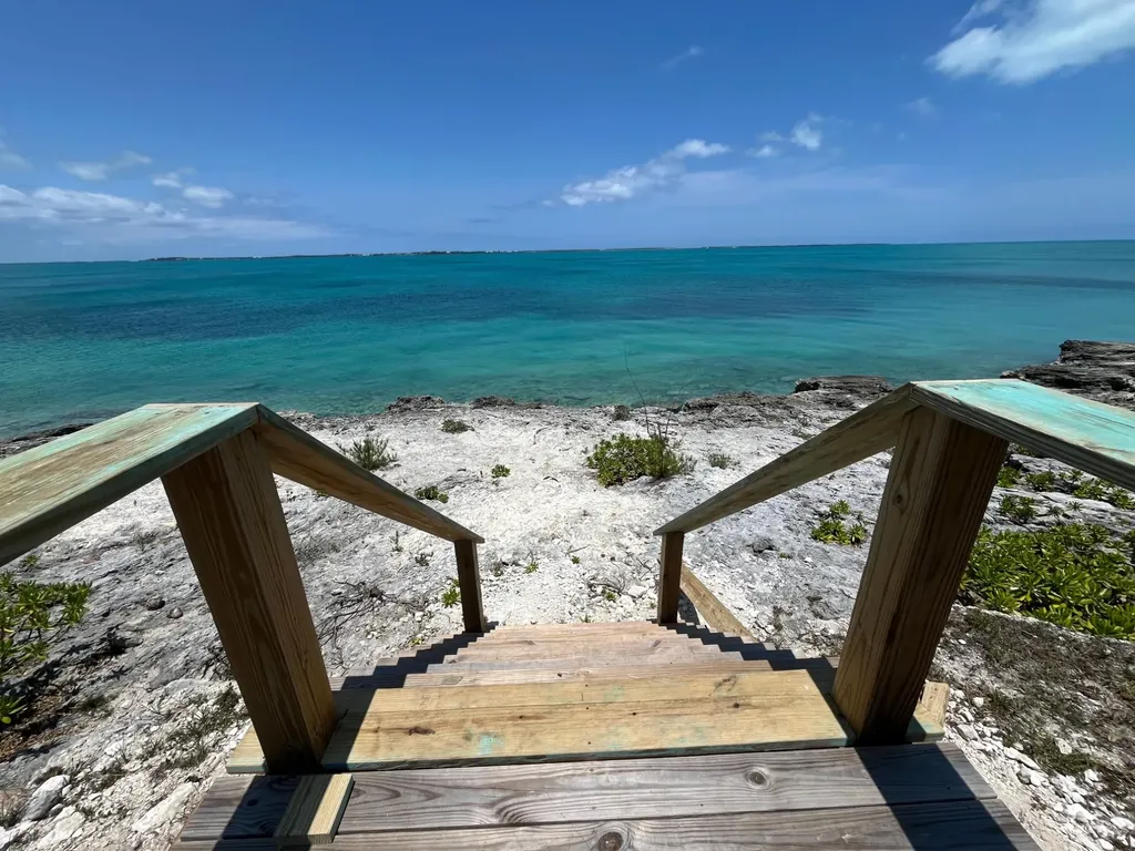 Betty Rockwell Drive Blue Bliss Abaco BS