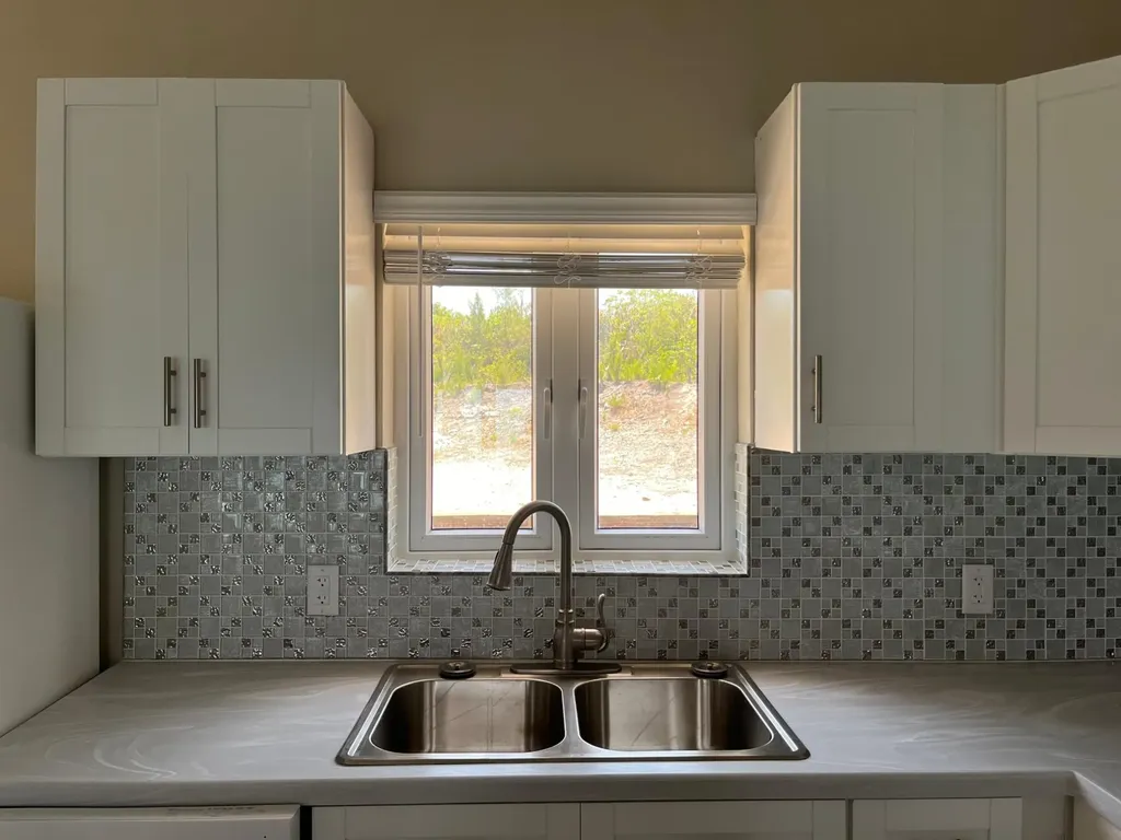 Betty Rockwell Drive Blue Bliss Abaco BS