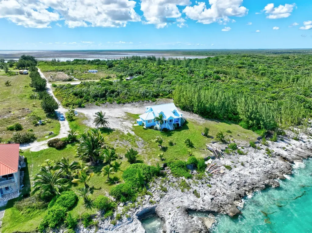 Betty Rockwell Drive Blue Bliss Abaco BS