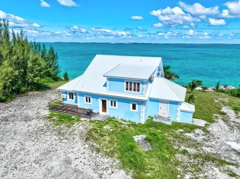 Betty Rockwell Drive Blue Bliss Abaco BS
