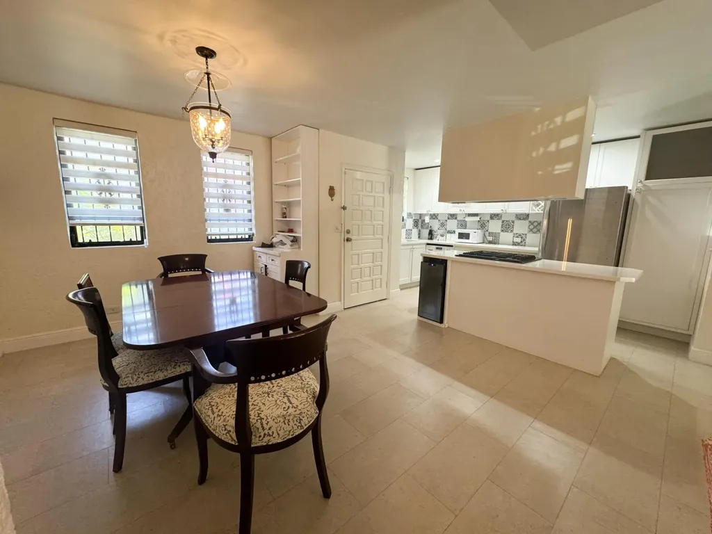 Desert Rose, Old Fort Bay New Providence Paradise Island BS