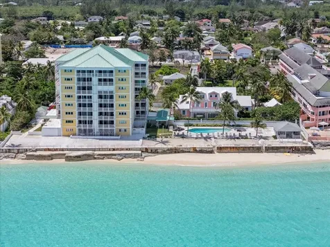 West Bay Street, Cable Be Conchrest New Providence Paradise Island BS