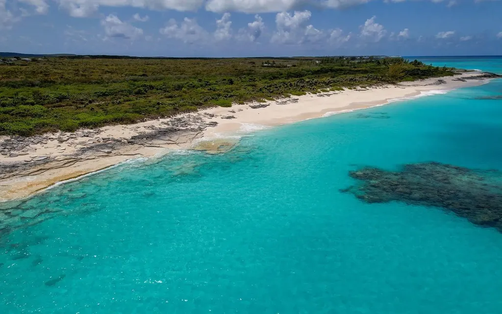 Beachfront Lot Sugar Loaf San Salvador BS