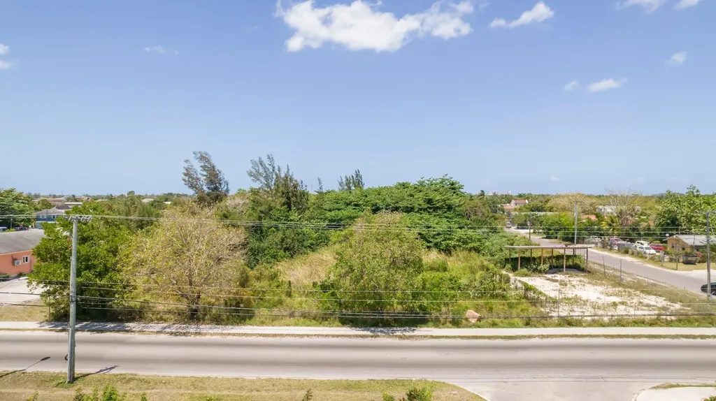 2 Acres - Carmichael Road New Providence Paradise Island BS
