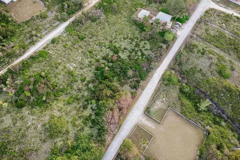 Smuggler's Hill Road Eleuthera BS