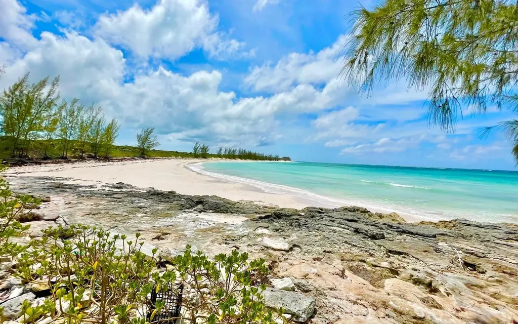 Flamingo Point Acreage Cat Island BS