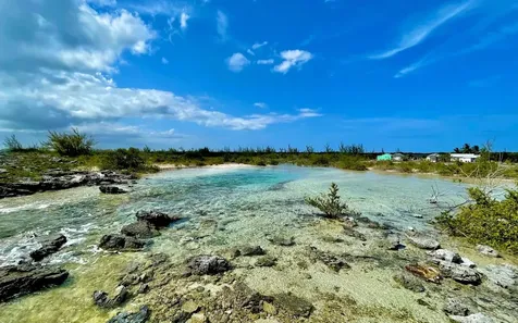 Canal Front Home Dumfries Cat Island BS