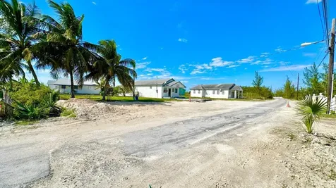 Canal Front Home Dumfries Cat Island BS