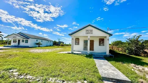 Canal Front Home Dumfries Cat Island BS