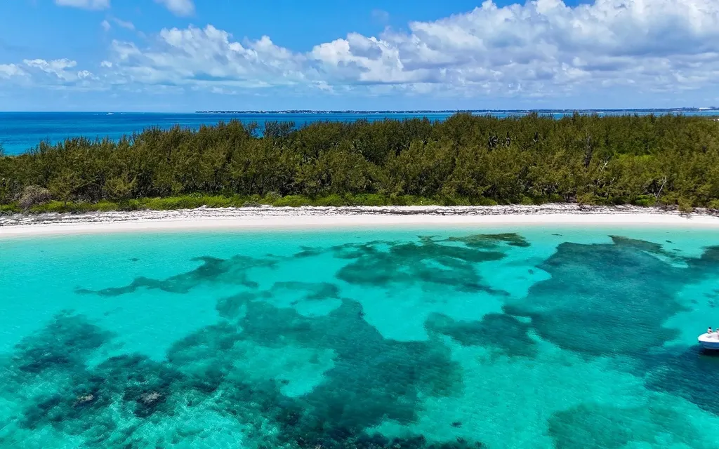 Lot 5, Rose Island Beach New Providence Paradise Island BS