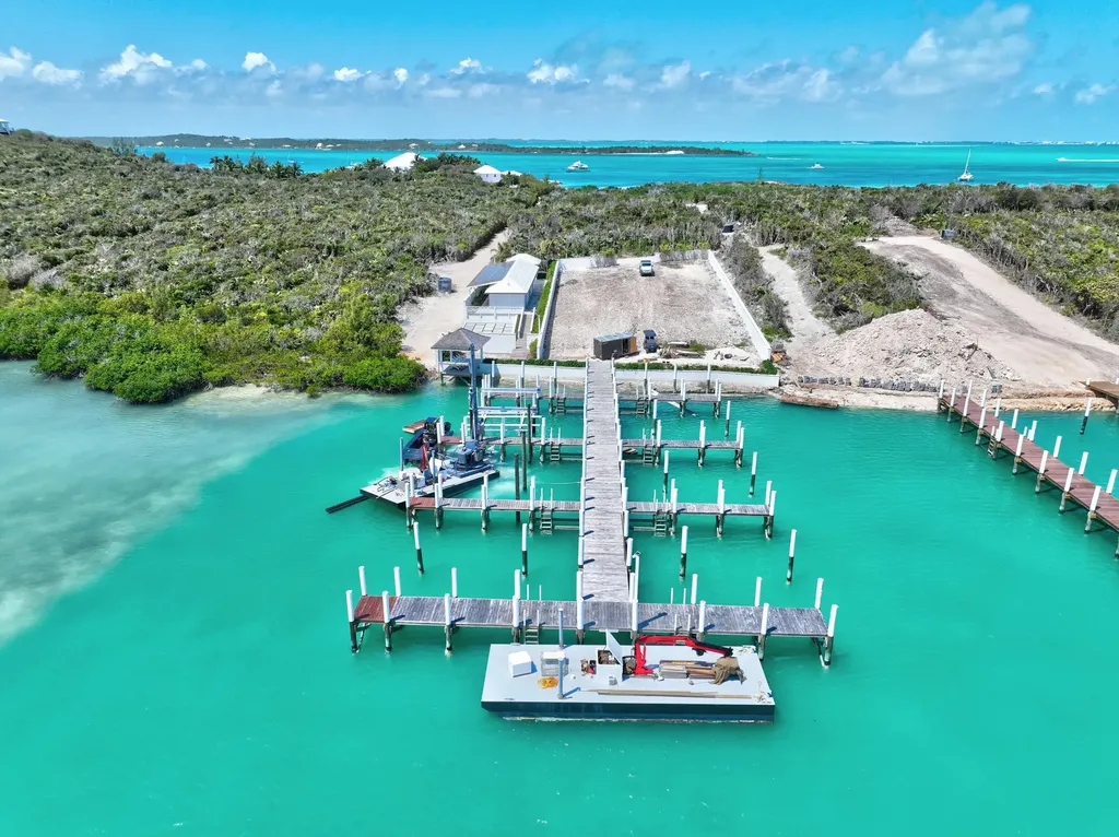 Coconut Lane Waterfront Abaco BS