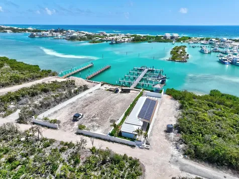 Coconut Lane Waterfront Abaco BS