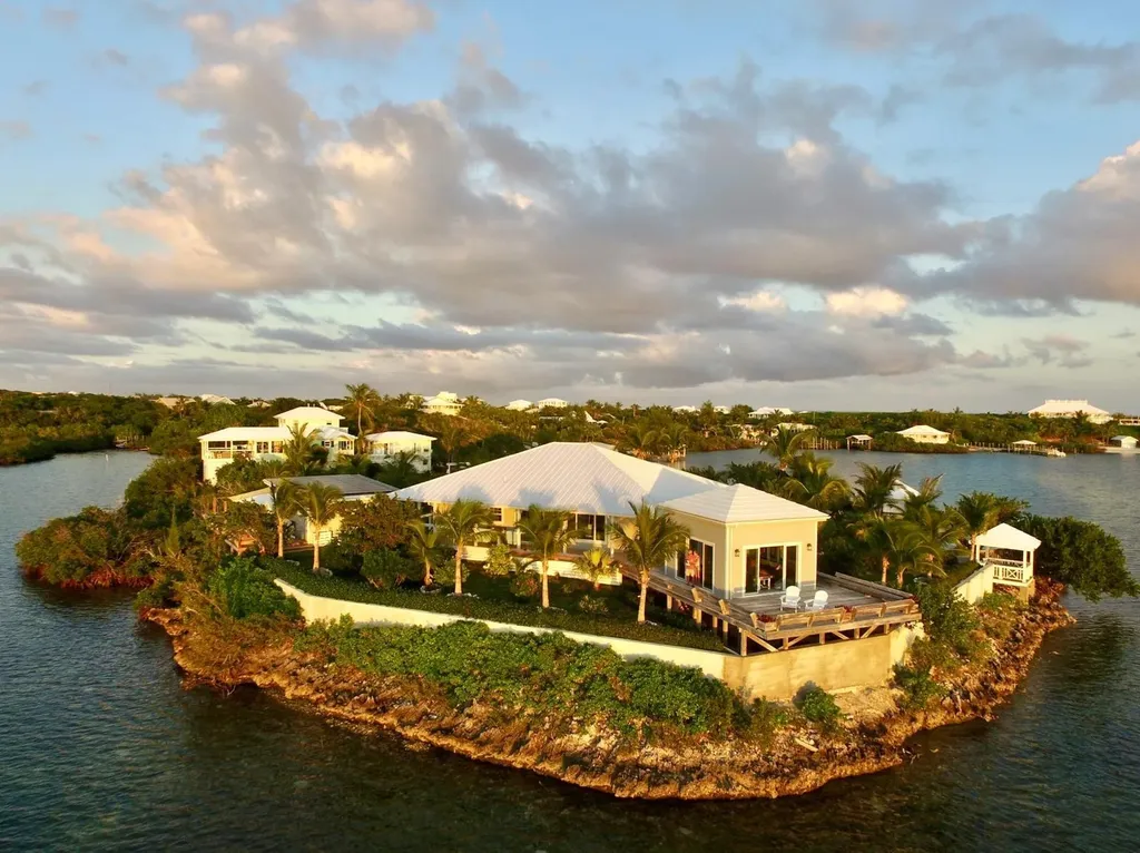 Serenity Abaco BS