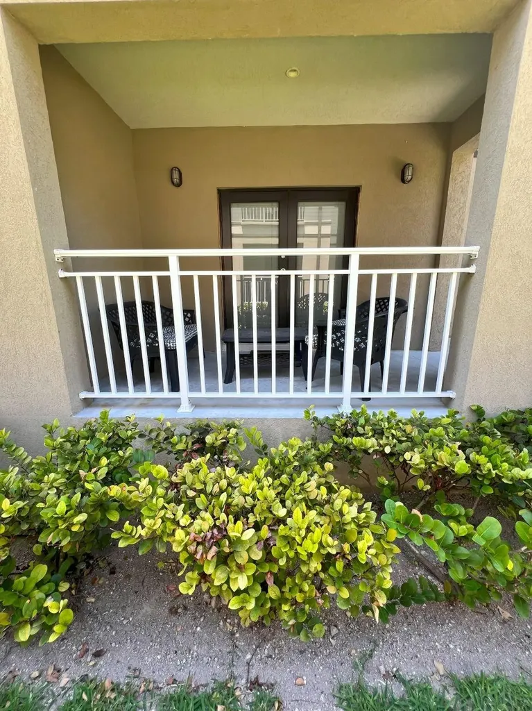 Venetian West New Providence Paradise Island BS