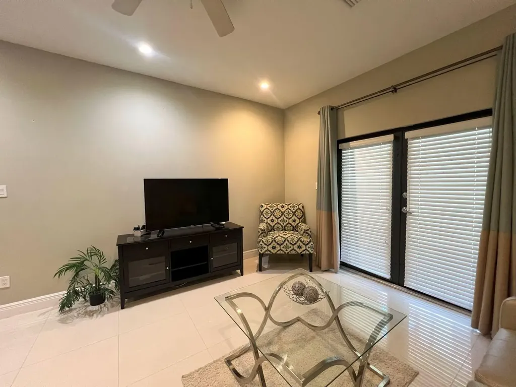 Venetian West New Providence Paradise Island BS